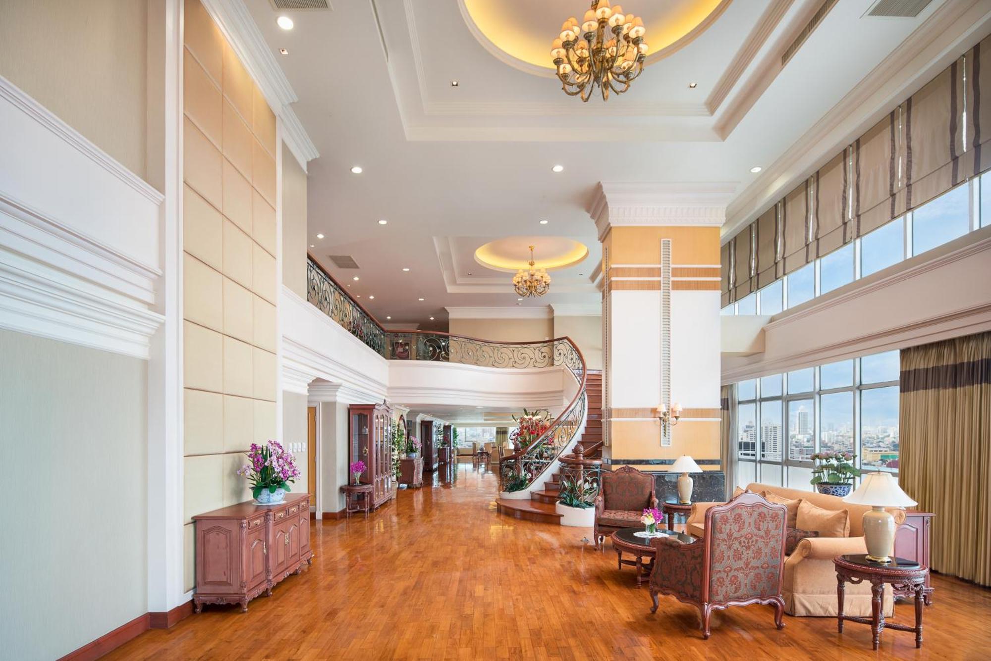 Presidential Suite